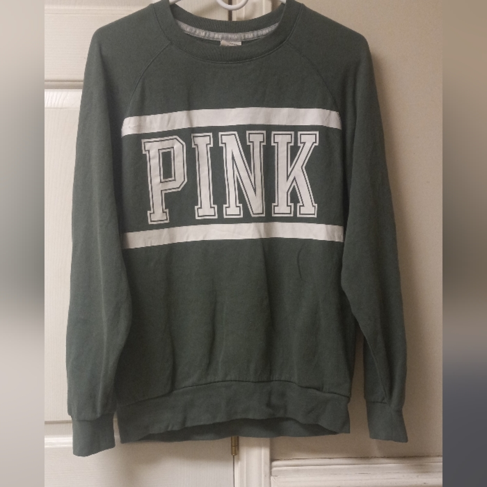 #64 VS PINK Crew Sweatshirt 💚